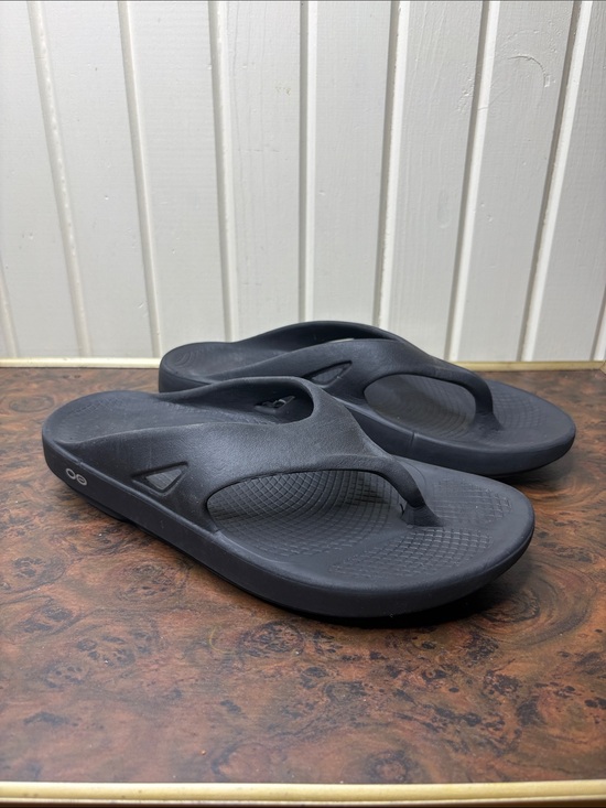 OOFOS Other - OOFOS Original Recovery Flip Flop Sandals Black Mens 9 Womens 11 EU 42